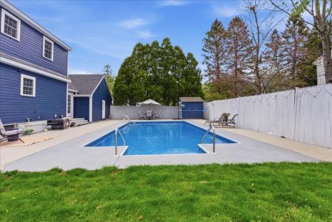 216 Cook Street Auburn ME 04210