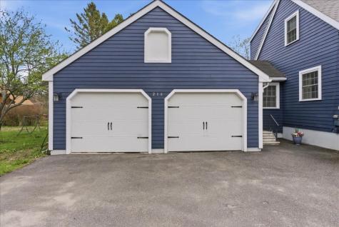 216 Cook Street Auburn ME 04210