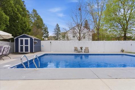 216 Cook Street Auburn ME 04210