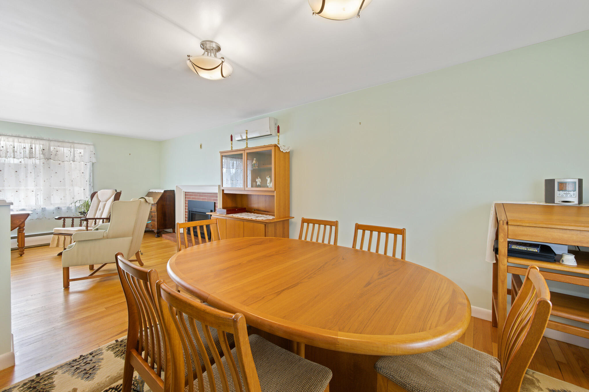 31 Sunset Strip Brewer ME 04412