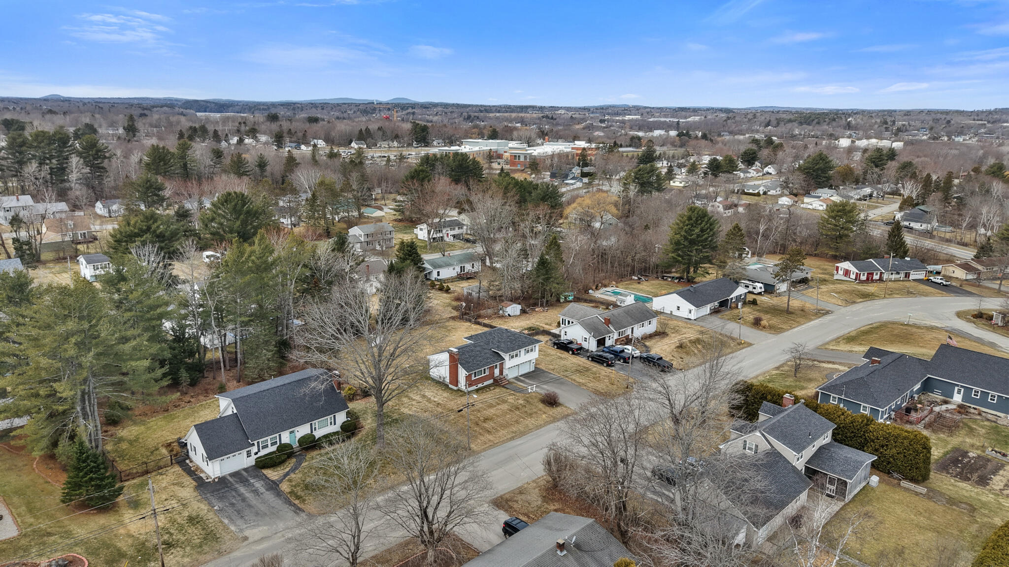 31 Sunset Strip Brewer ME 04412