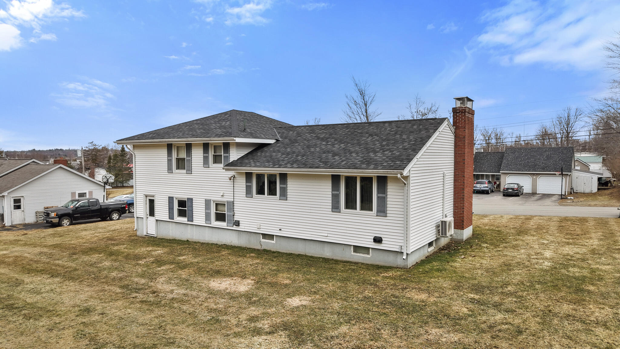 31 Sunset Strip Brewer ME 04412