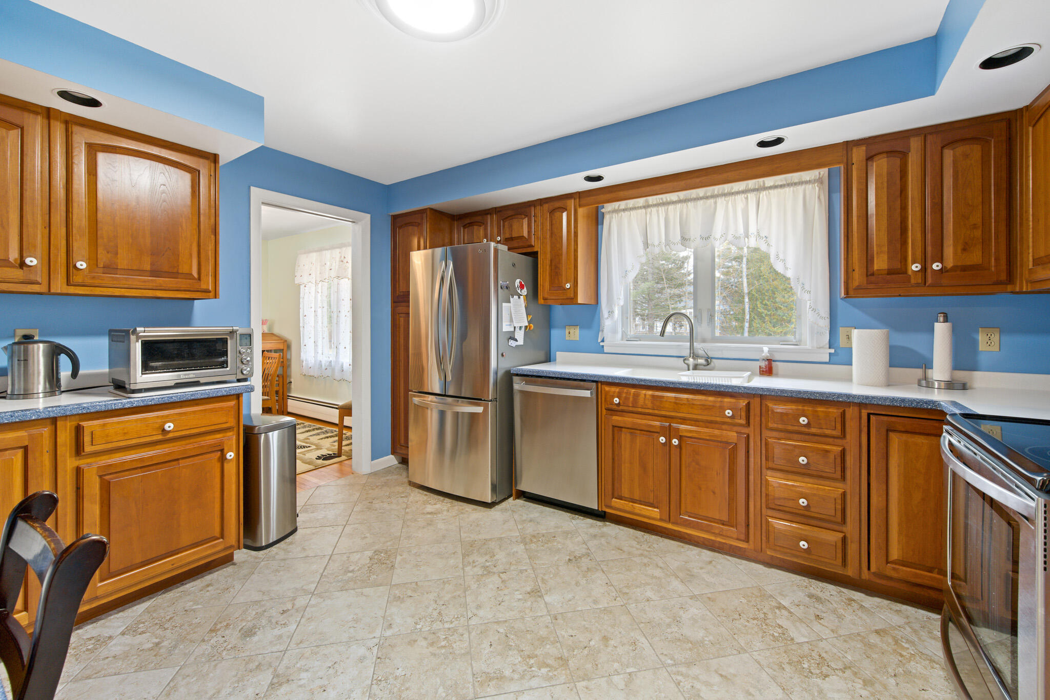 31 Sunset Strip Brewer ME 04412