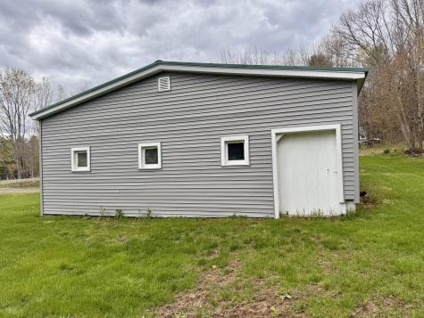 17 Old Pond Road Dexter ME 04930