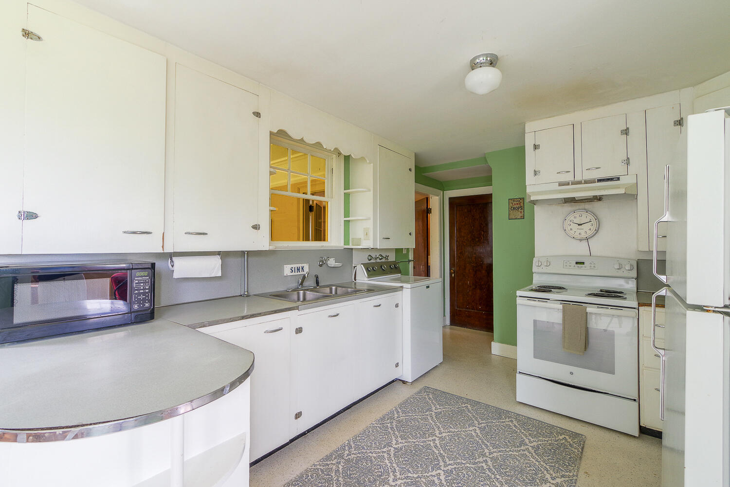 69 W Meadow Road Rockland ME 04841