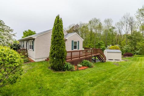 32 Hilltop Avenue Lewiston ME 04240