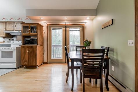32 Hilltop Avenue Lewiston ME 04240