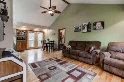 32 Hilltop Avenue Lewiston ME 04240