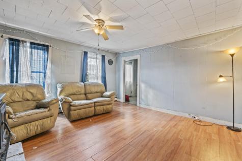 4 Cummings Place Norway ME 04268