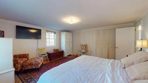 21 Woodside Drive Lewiston ME 04240