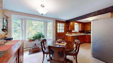 21 Woodside Drive Lewiston ME 04240