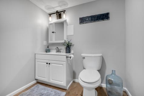 7 Camden Avenue York ME 03909