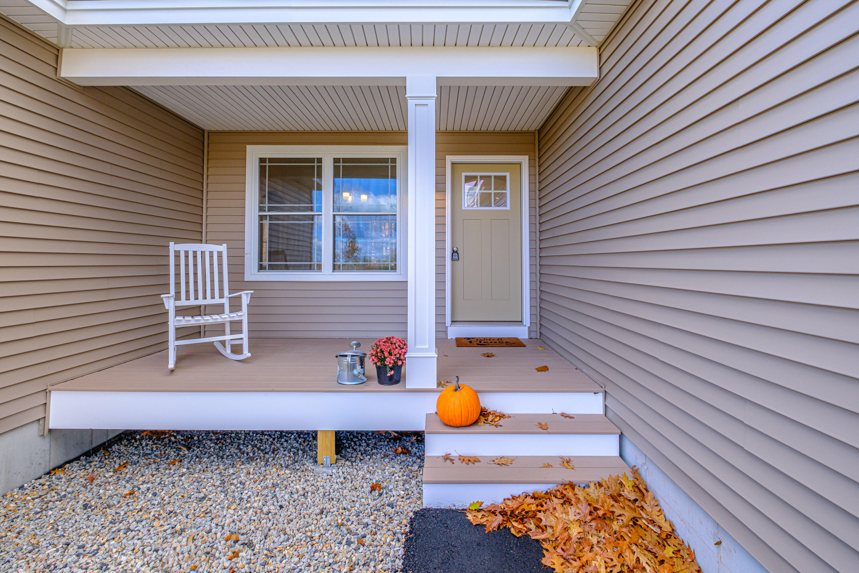 33 Woodbrey Lane Standish ME 04084