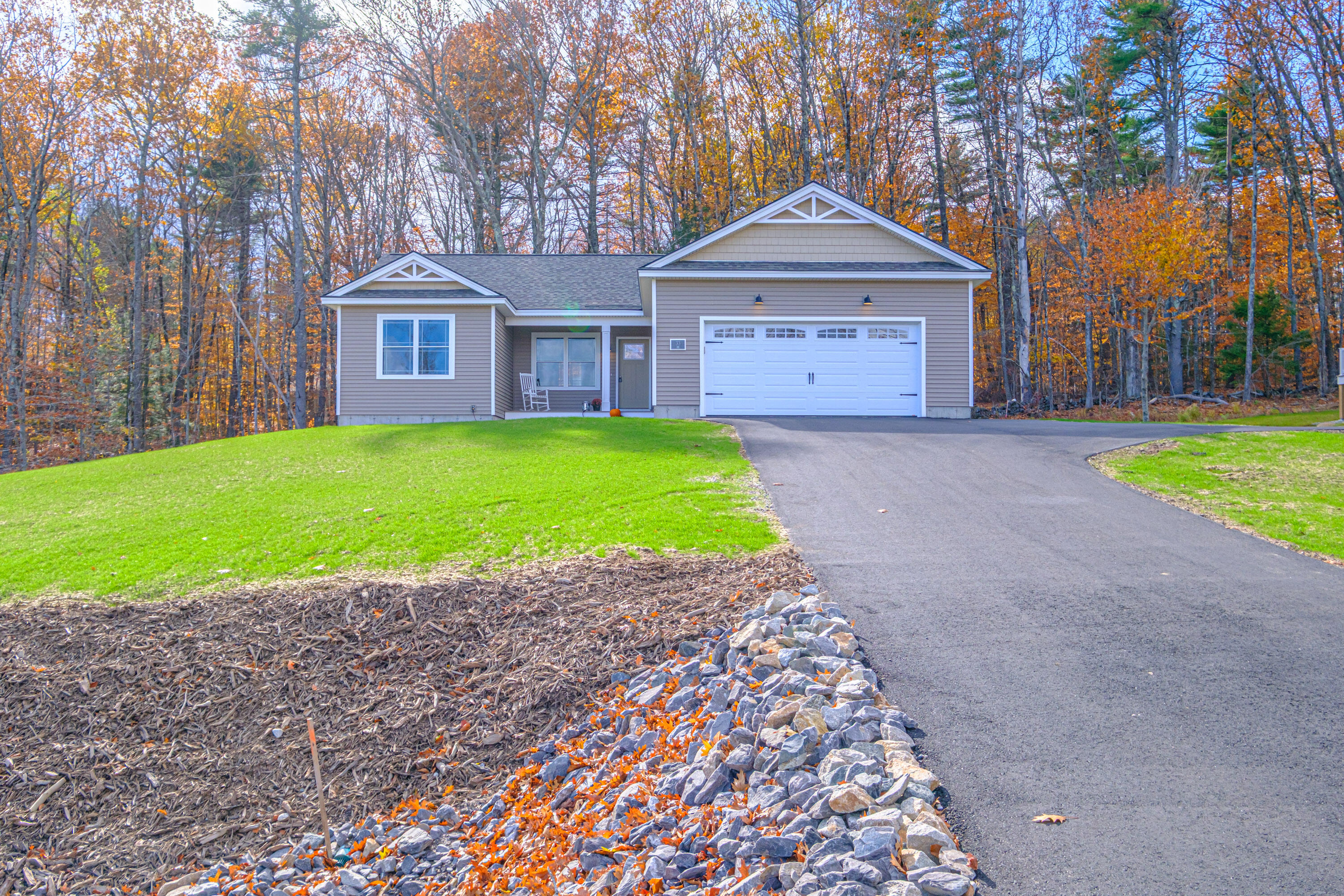 33 Woodbrey Lane Standish ME 04084