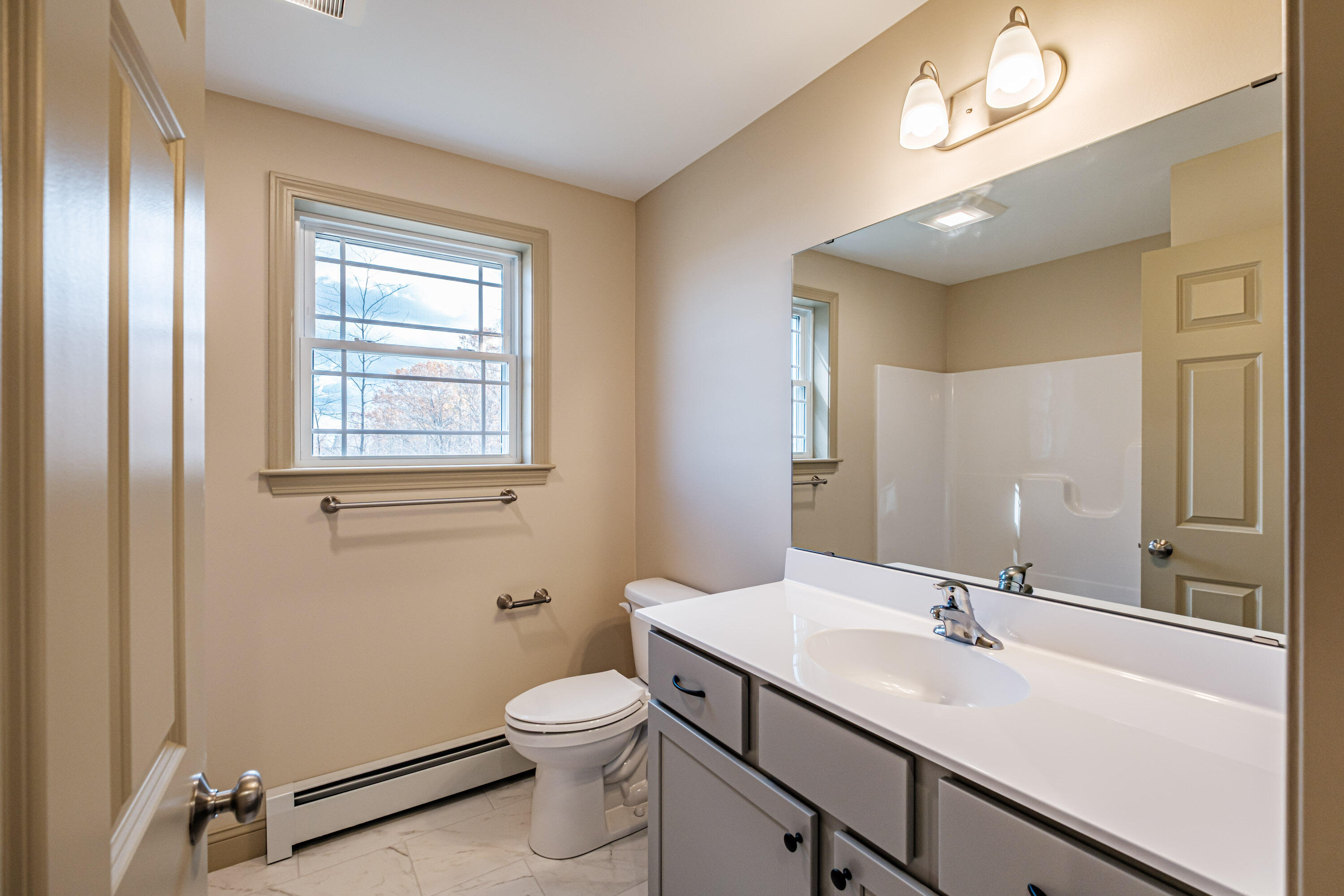 33 Woodbrey Lane Standish ME 04084