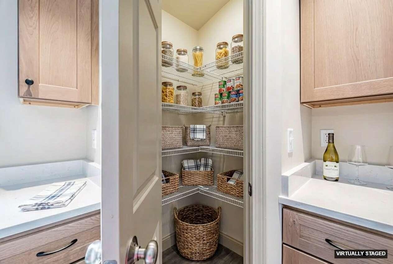 33 Woodbrey Lane Standish ME 04084