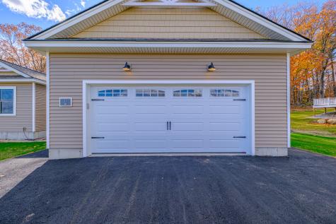 33 Woodbrey Lane Standish ME 04084