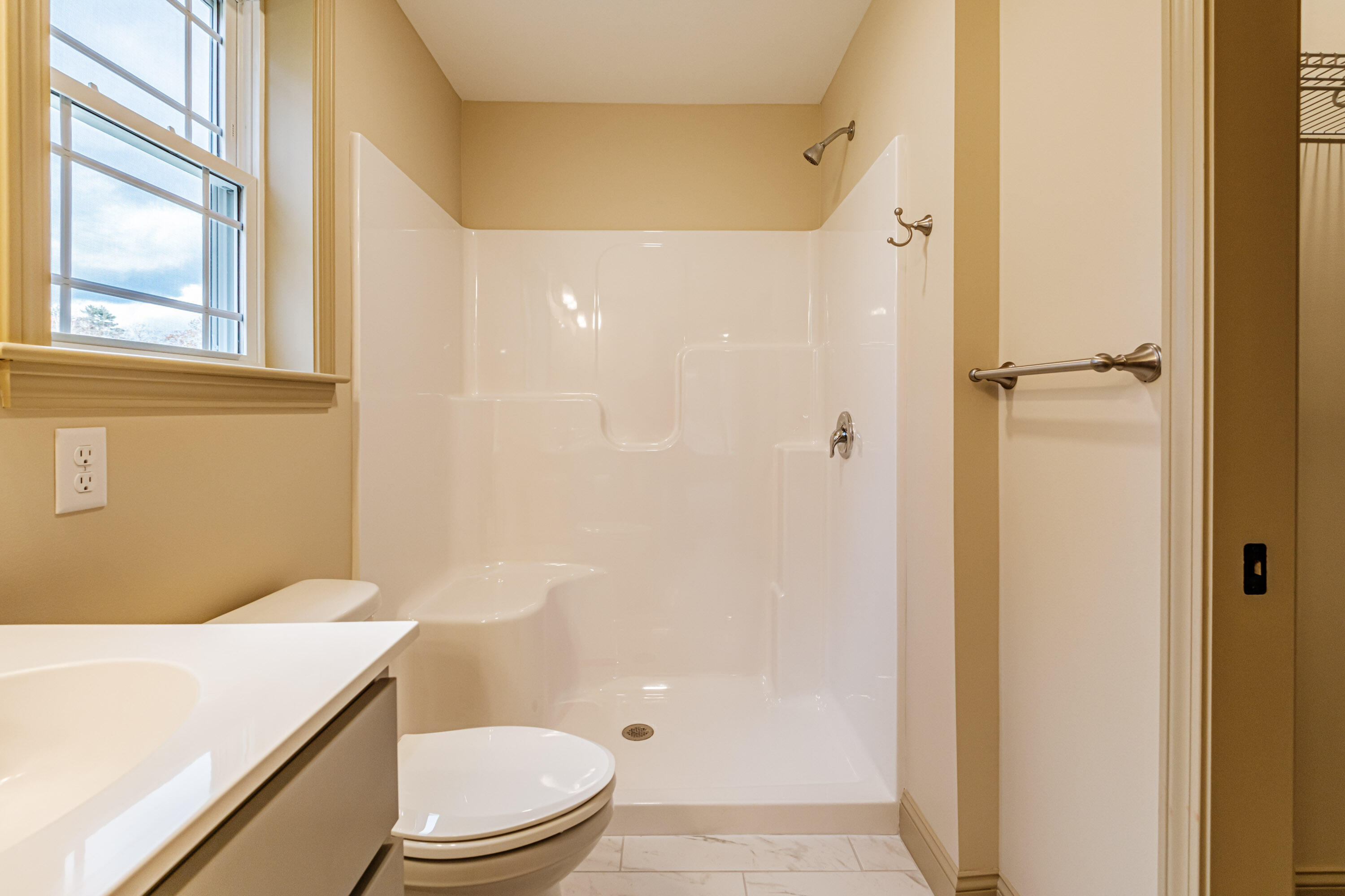 33 Woodbrey Lane Standish ME 04084