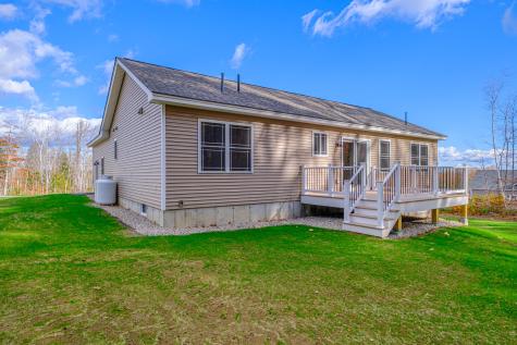 33 Woodbrey Lane Standish ME 04084