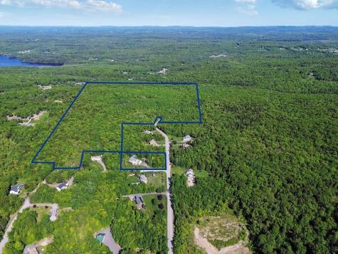 3 Emily's Way Winslow ME 04901