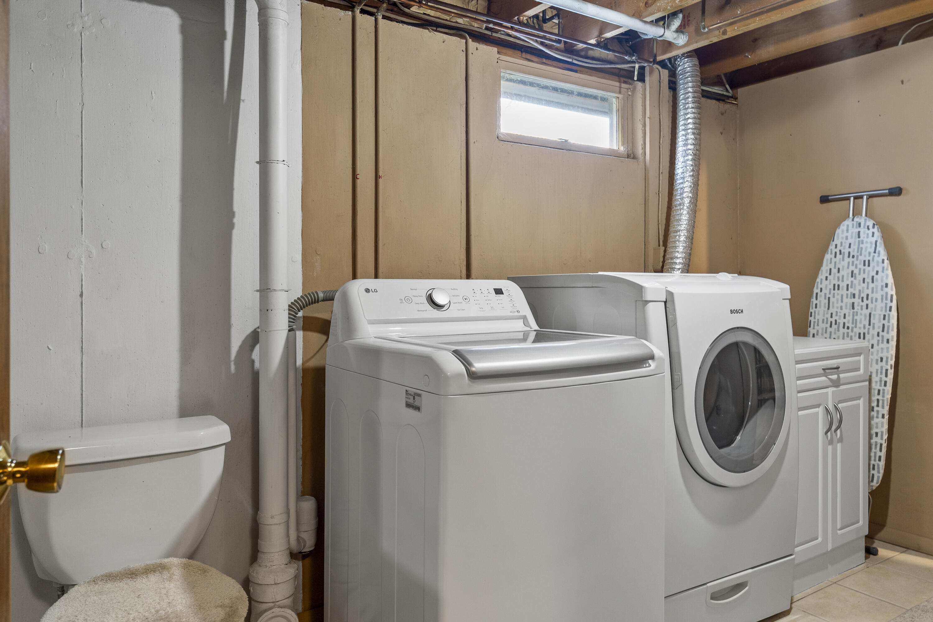 6 Matthews Avenue Bath ME 04530