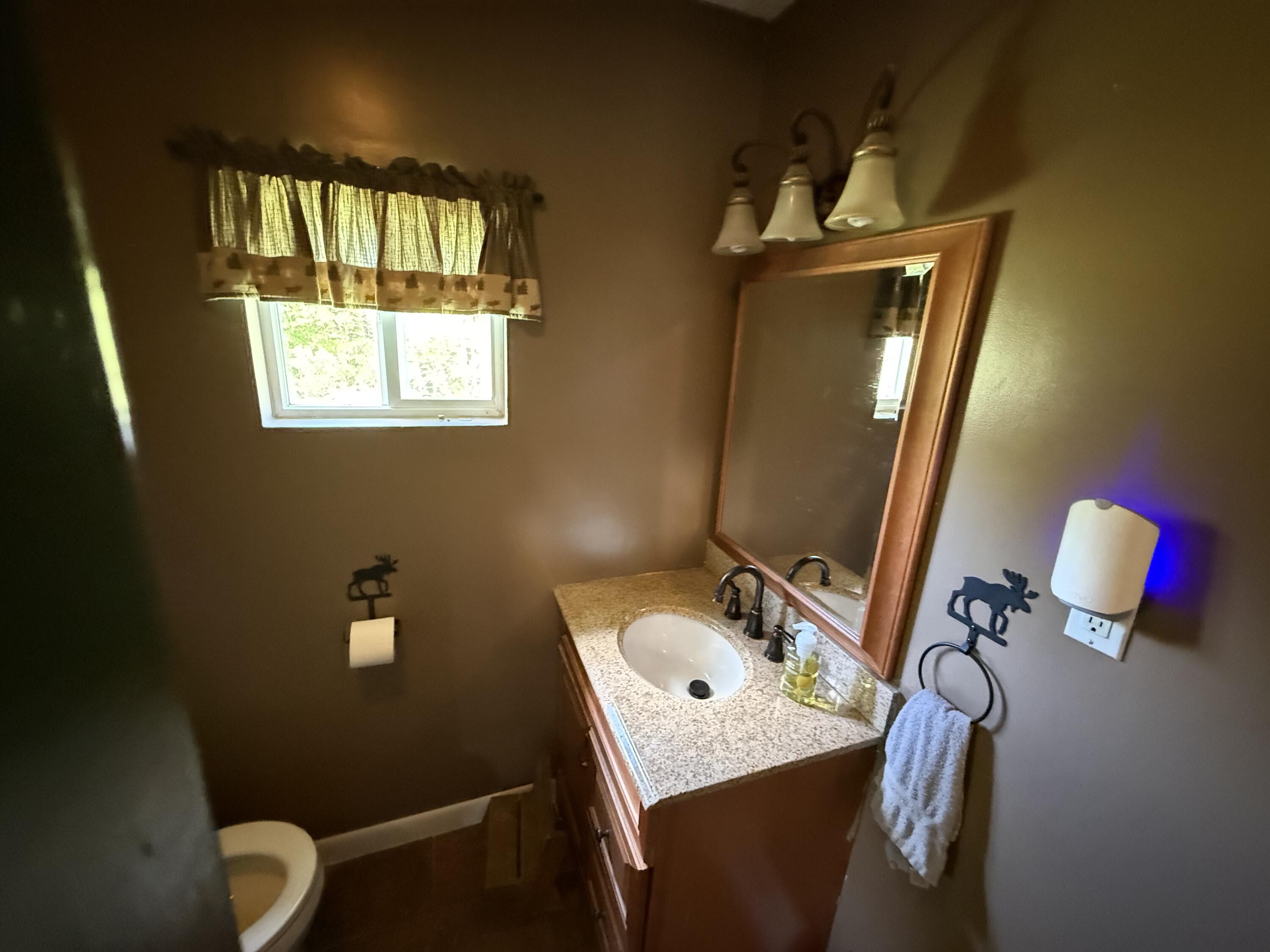 1008 U.s. 1 Brookton Twp ME 04413