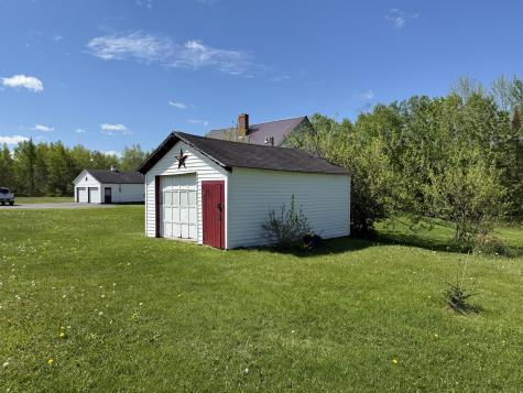 1008 U.s. 1 Brookton Twp ME 04413