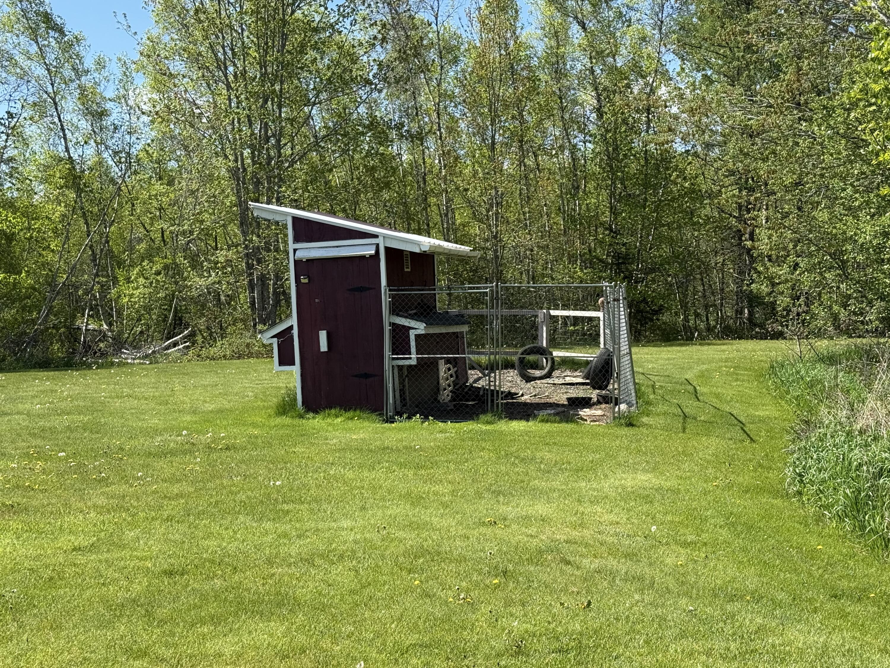 1008 U.s. 1 Brookton Twp ME 04413