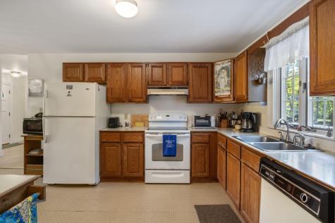 6 Passaic Road York ME 03902