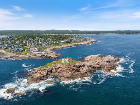 6 Passaic Road York ME 03902