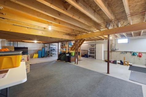 216 Monroe Road Winterport ME 04496