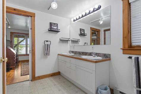 186 Ridge Road Frye Island ME 04071