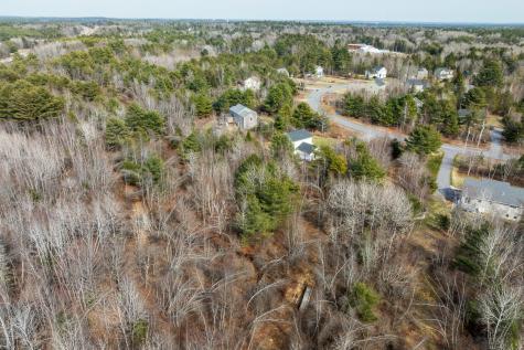 82 Tree Farm Road Brunswick ME 04011