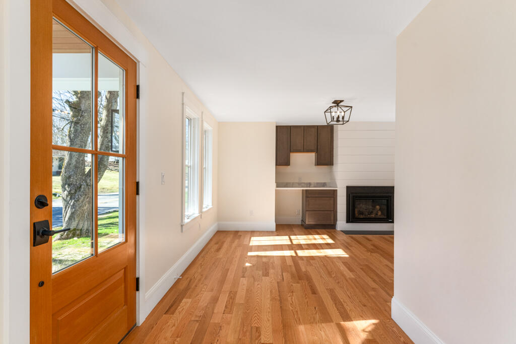 505 Mitchell Road Cape Elizabeth ME 04107