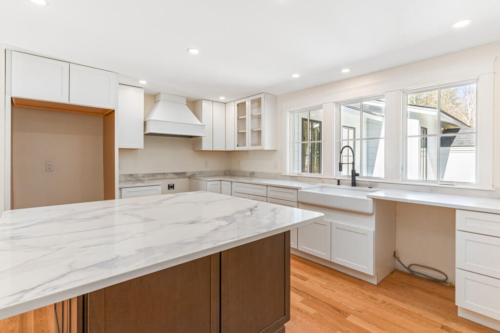 505 Mitchell Road Cape Elizabeth ME 04107