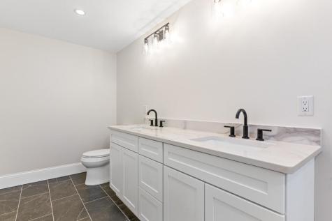 505 Mitchell Road Cape Elizabeth ME 04107