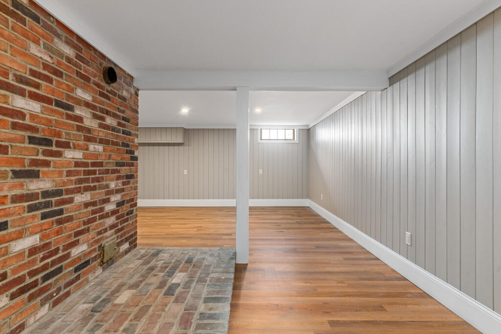 505 Mitchell Road Cape Elizabeth ME 04107