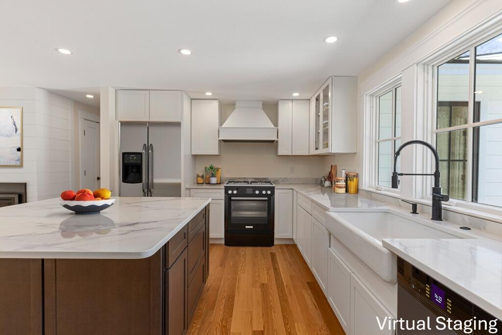 505 Mitchell Road Cape Elizabeth ME 04107