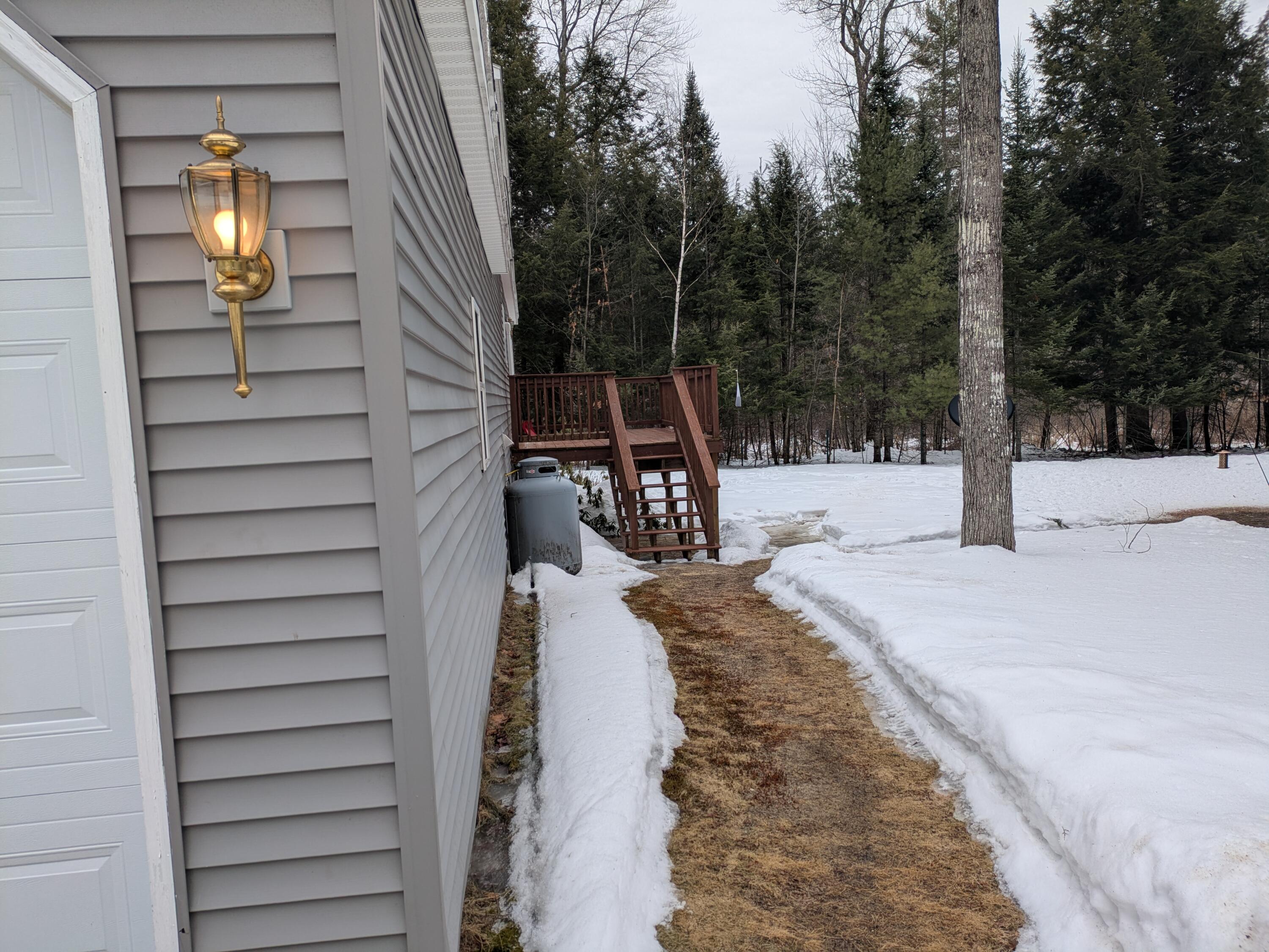 1 Nishell Drive Paris ME 04281