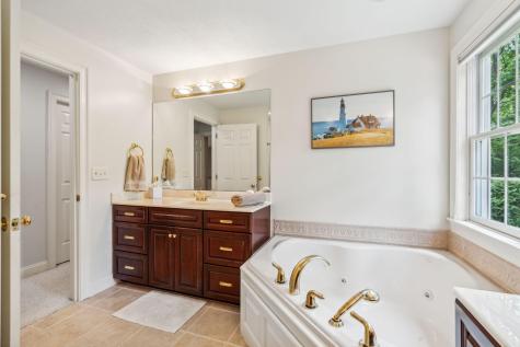 14 Hidden Creek Drive Scarborough ME 04074