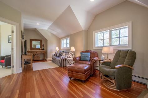352 Pemasong Lane Yarmouth ME 04096