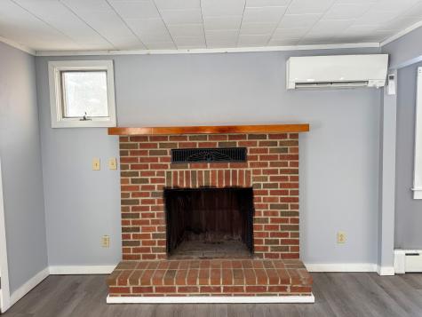 31 Edwards Street Lincoln ME 04457