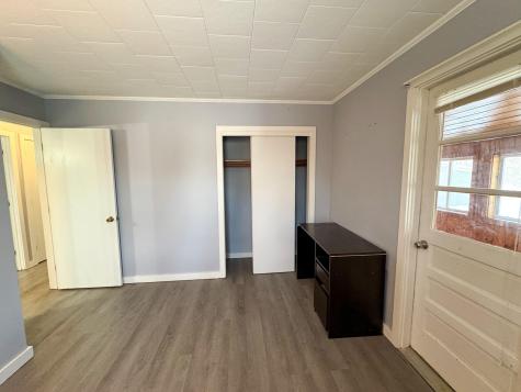 31 Edwards Street Lincoln ME 04457