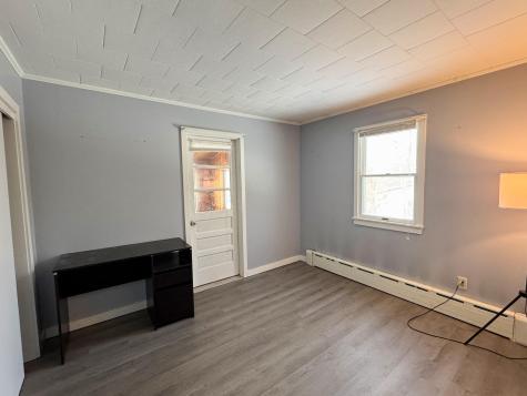 31 Edwards Street Lincoln ME 04457