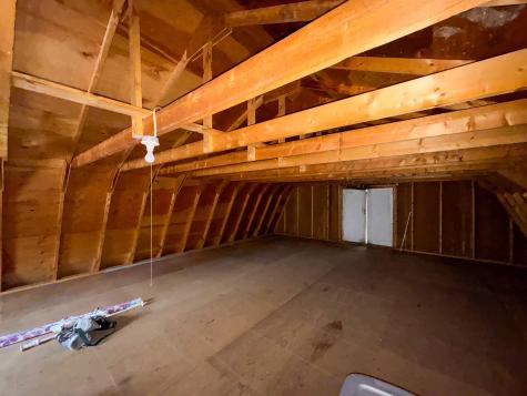 31 Edwards Street Lincoln ME 04457