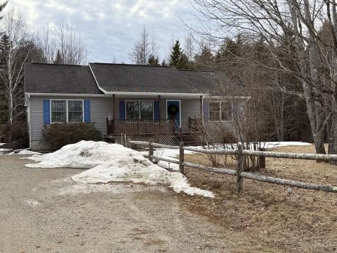 27 Oak Point Road Harrington ME 04643