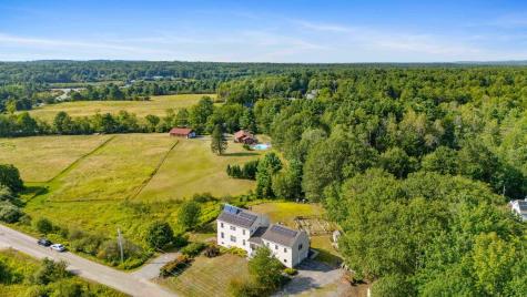 28 Carson Drive Gorham ME 04038