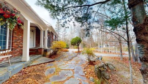 90 Woodridge Road Brewer ME 04412