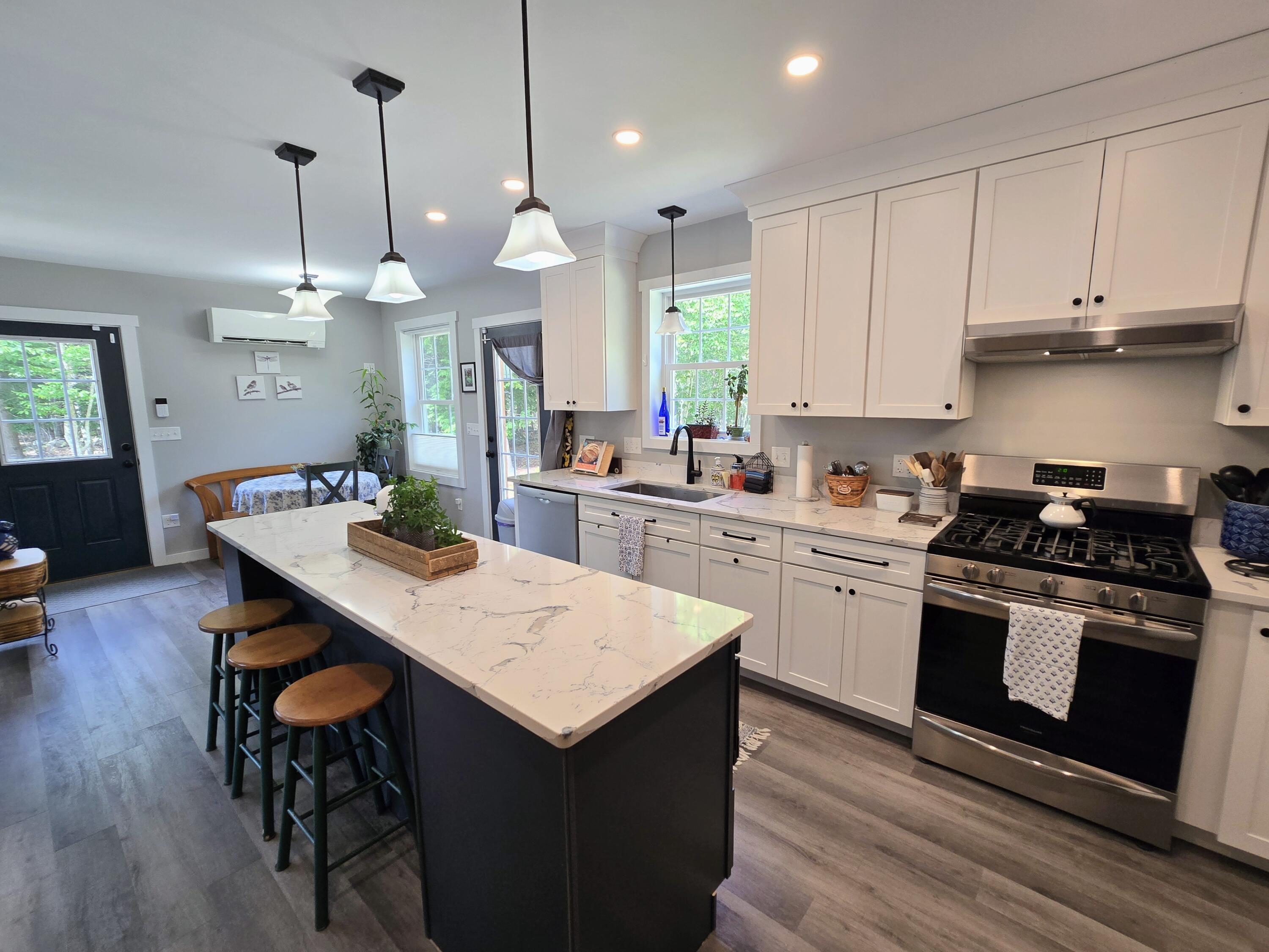 32 Patriot Place Standish ME 04084