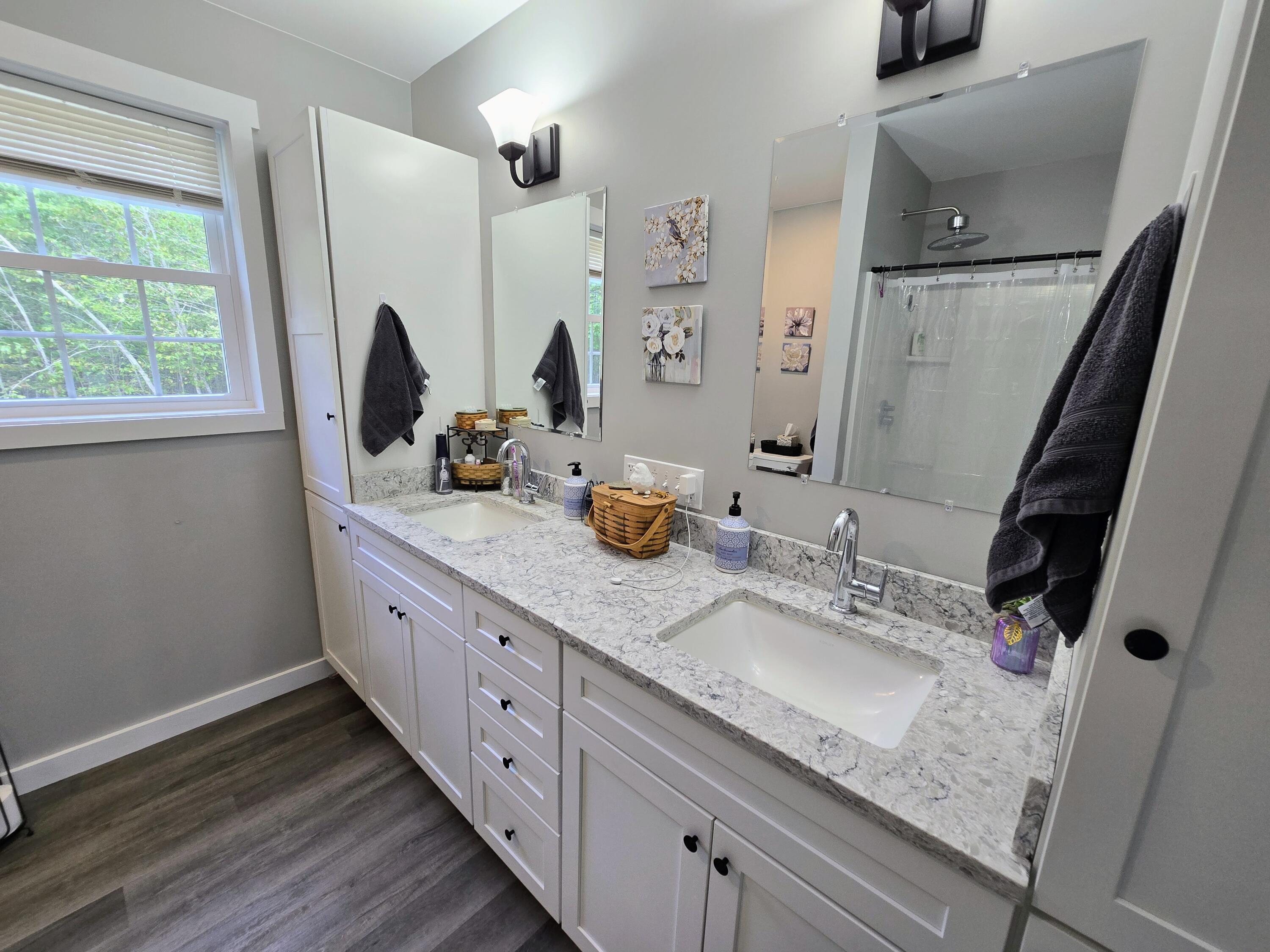 32 Patriot Place Standish ME 04084